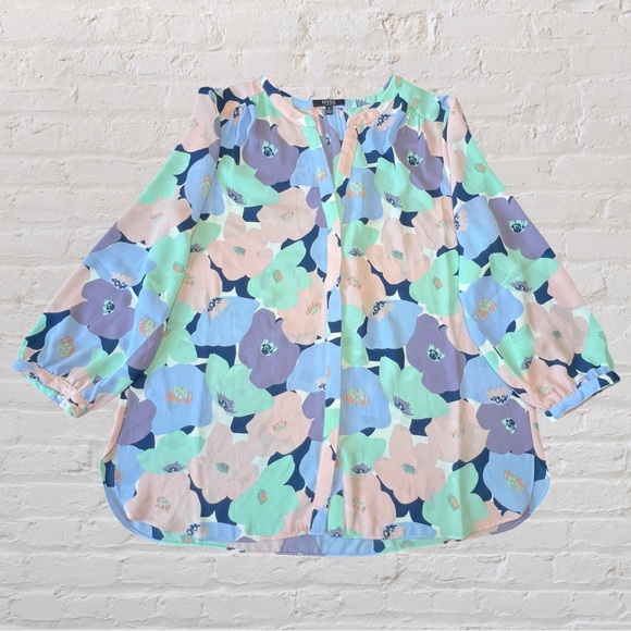 NYDJ Floral Print Pintuck Blouse With V Neckline Buttons, Size S - Picture 1 of 11